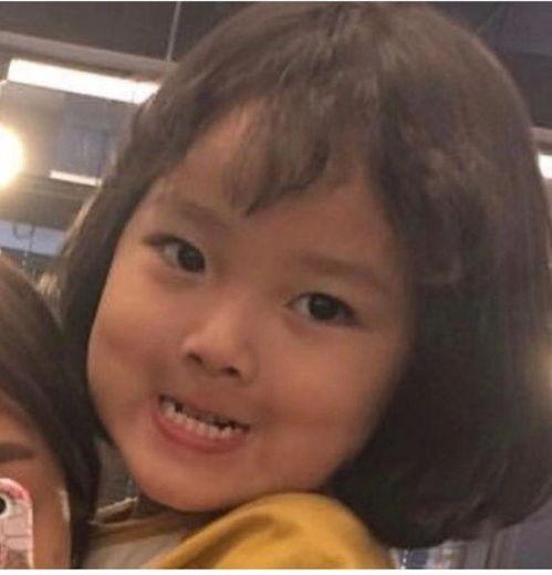 女人直播吃瓜,女性主播的独特“吃瓜”体验